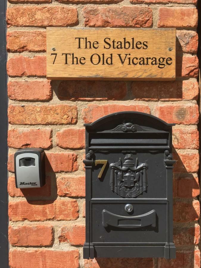 Villa The Stables At The Old Vicarage Lincoln Exterior foto